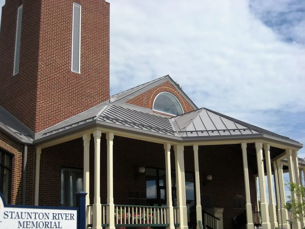 Skilled roofing craftsmen working on a residential roof in Boiling Springs